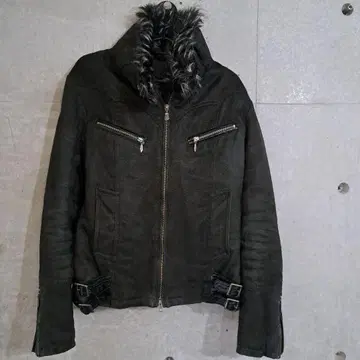 토네이도 마트 다운 충전솜 퍼 자켓