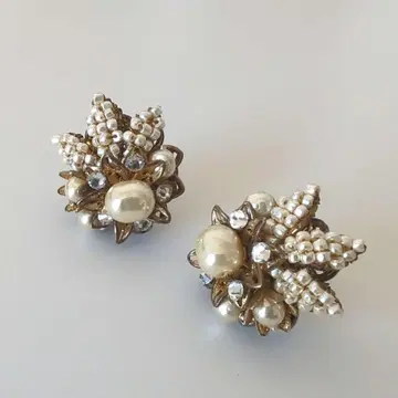 Miriam Haskell 미리암 하스켈 펄 플라워 귀걸이 비쥬