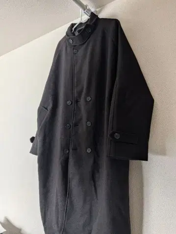 블랙 체스터 코트 L