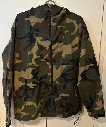 THE NORTH FACE 카모플라쥬 나일론 자켓