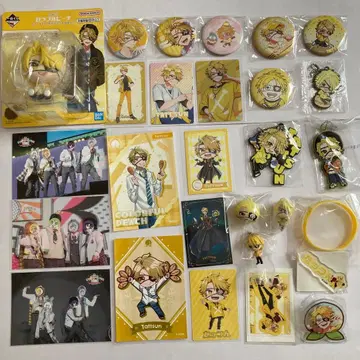 가격 인하 중 컬러풀피치 타츠운 캔뱃지 카드 키링 묶음 판매