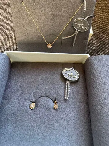 스타 주얼리 걸 10K 목걸이 & 귀걸이 세트