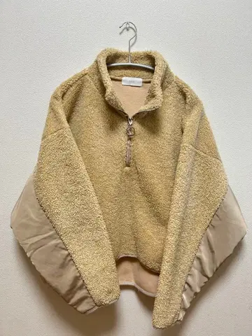 HARE 보아 하프 지퍼 후드티 베이지