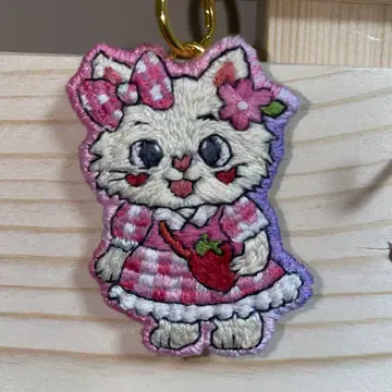 고양이 자수 브로치 키링
