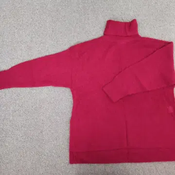 yuni 니트 스웨터 F 사이즈