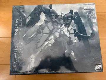 MG 1/100 건담 산드로크 EW (아머딜로 장비)