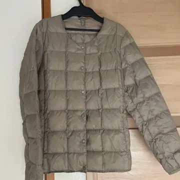 새상품급 TAION 베이지 다운 자켓