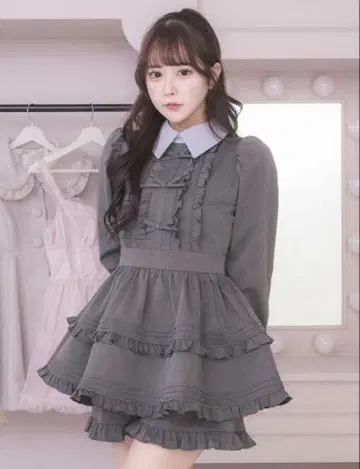 pium 피움 프릴 리본 카라 부착 셋업 차콜