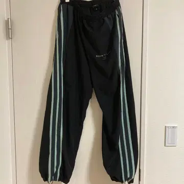 LYFT 스트라이프 팬츠 M 블랙