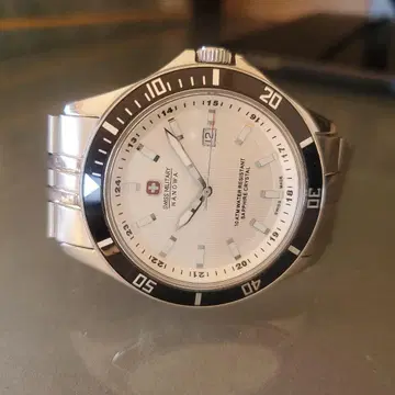 SWISS MILITARY HANOWA 손목시계