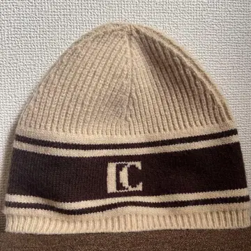 [ 새상품급 ] 로우 클래식 LOW CLASSIC 비니