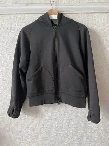 diaspora skateboards 지퍼 후드티 24AW S 사이즈