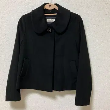 레스트로즈 숏코트 리플렉트 다운 코트