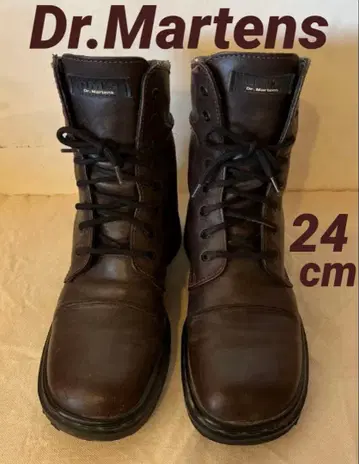 [ 닥터마틴 ] 천연 가죽 워크 부츠 24cm