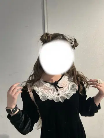 블랙 벨벳 원피스 긴팔 레이스 옷깃