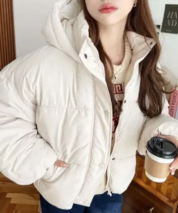 moment+ 모먼트플러스 에코 다운 후드 블루종 아이보리 화이트