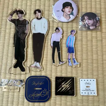 straykids 한 아크릴 스탠드 세트 캔뱃지 han