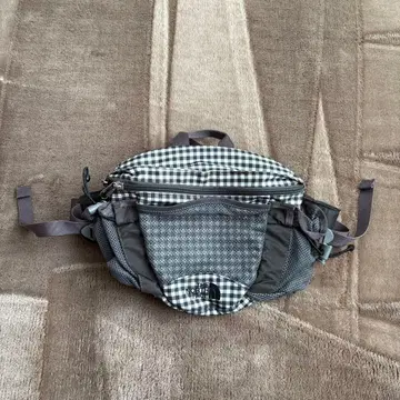 THE NORTH FACE 바디백 웨스트 파우치 체크 무늬 새상품급