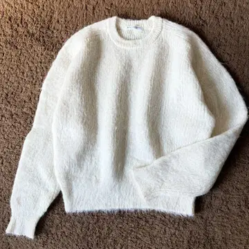 새상품급 뷰티&유스 모헤어 혼방 복슬복슬 샤기 니트 프리 화이트