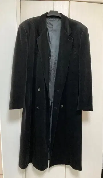 블랙 더블 브레스트 체스터 코트 48 사이즈