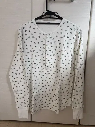 LOEFF 블루베리 패턴 써멀 티셔츠