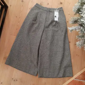 새상품 REDYAZEL (레이디 아젤) 하운드투스 가우초 팬츠 F