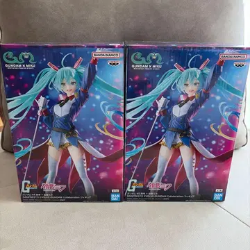 GUNDAM x MIKU 콜라보 하츠네 미쿠 피규어 2체 세트