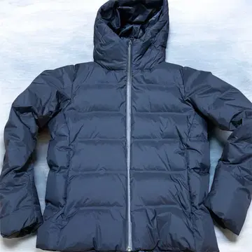 UNIQLO 네이비 심리스 다운 자켓 M