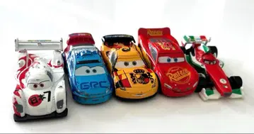 토미카 카즈 시리즈