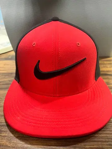 나이키 레드 블랙 캡