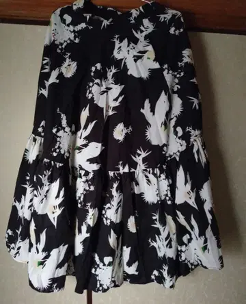 롱 스커트 mite volume tiered sk 보타니컬 블랙