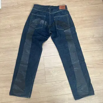 초레어 EVISU 다이다이코쿠 36 x 35 블랙 페인트