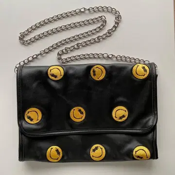 캔디 스트리퍼 스마일 체인 숄더백