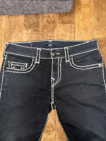 트루릴리젼 블랙 데님 슬림 핏