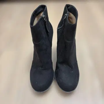 ZARA 자라 트라팔루크 38 숏부츠 힐부츠 하이힐