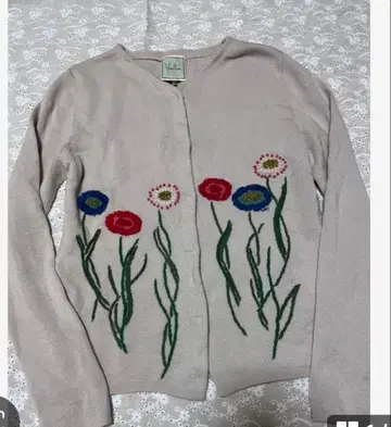 시빌라 가디건 꽃무늬 자수