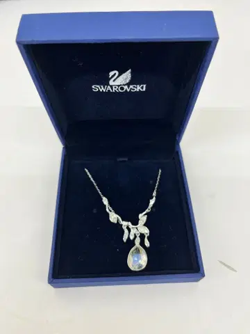 SWAROVSKI 목걸이 실버