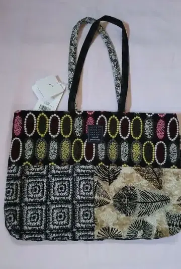 미나 페르호넨 백