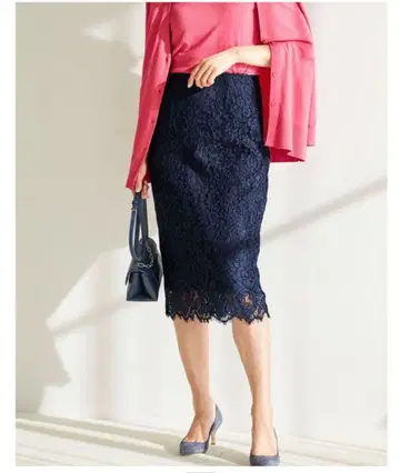 두클라쎄 스캘럽 전체 레이스 펜슬 스커트 네이비