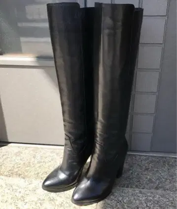 스터닝 STUNNING LURE 롱 부츠 힐 새상품급 가죽