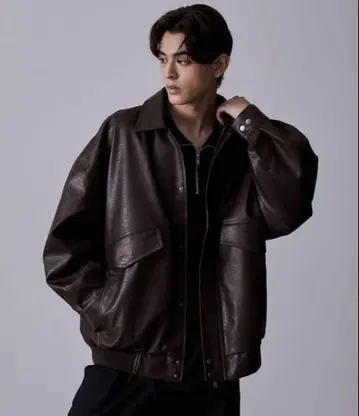 CLEL 빈티지 디자인 인조 가죽 블루종 브라운