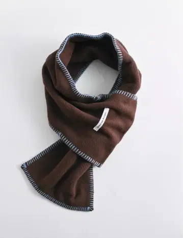 BASIC AND ACCENT 머플러