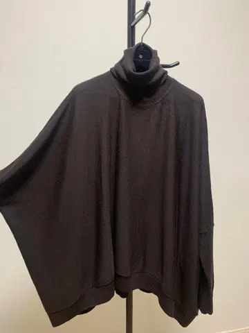 L'Appartement 판초풍 니트