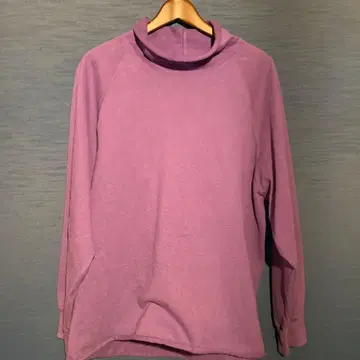 와라와라 스포츠 넥 롤 맨투맨