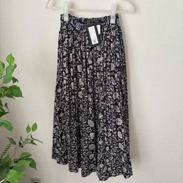 [미사용 택 포함] Soi-e / 소와 / 꽃무늬 코튼 스커트