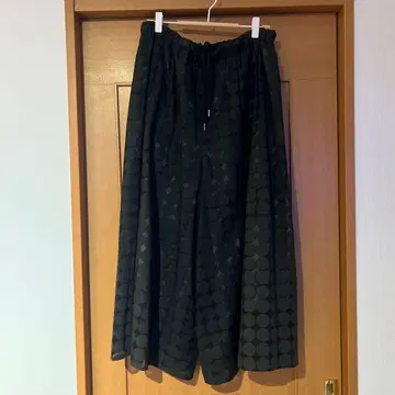 Frapbois 플라보아 블랙 원형 무늬 와이드 팬츠