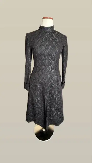 패널 라인 핸드메이드 원피스