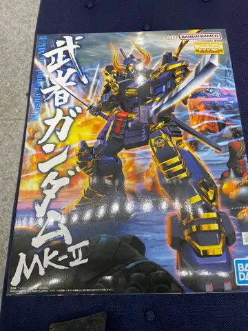 MG 1/100 무사 건담 Mk-II (새상품 미조립)