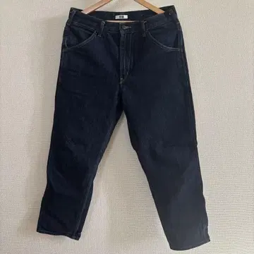 UNIQLO U 와이드핏 테이퍼드 청바지 W32 단종 모델