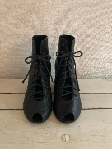 American Retro 부티 24cm